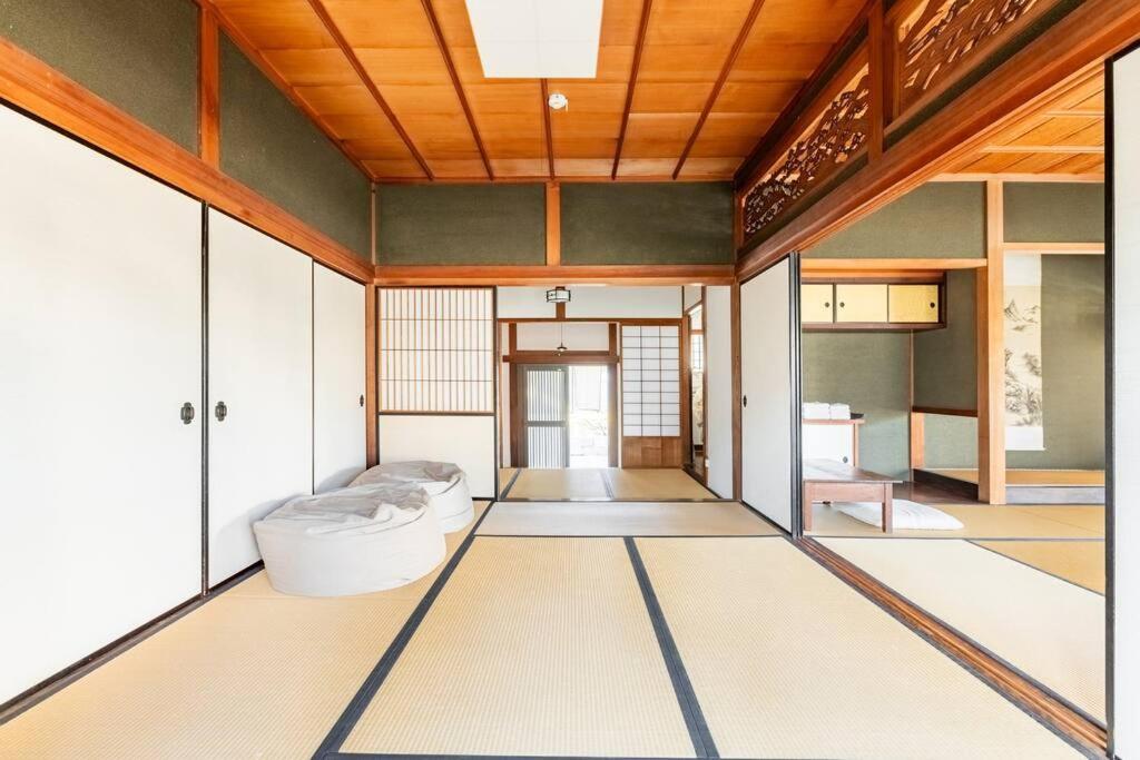 日々の宿: 宇野駅から車で5分 直島へ 最大7名様 古民家貸切 一棟貸し Tamana Esterno foto