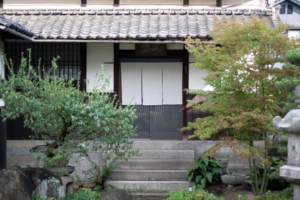 日々の宿: 宇野駅から車で5分 直島へ 最大7名様 古民家貸切 一棟貸し Tamana Esterno foto
